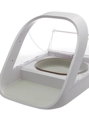 SURE FEED Microchip Pet Feeder